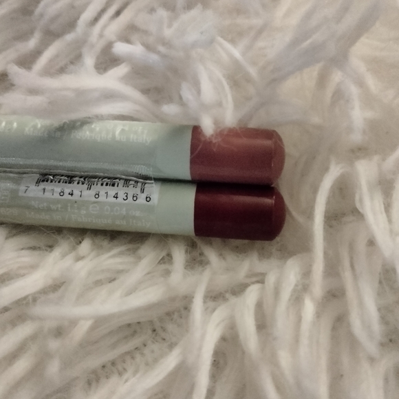 🆕Evio Beauty Lip Spo Liner Duo 💋 - Picture 12 of 12